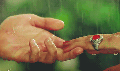 ldr-4a-ring-couple-hold-hands-leave-together-love-rain