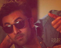tip-9-traffic-11-ranbir-all-the-best-attitude-sunglasses-thumbs-up-well-done