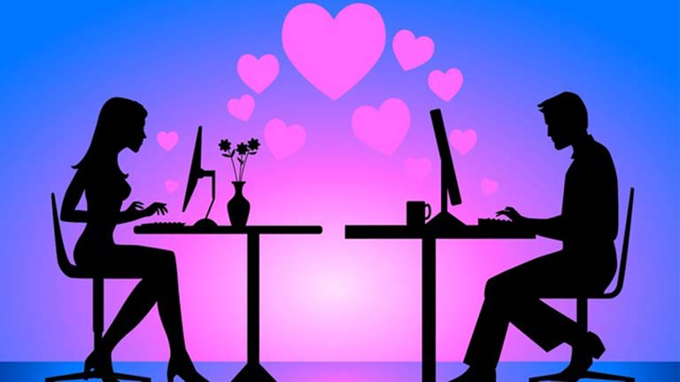 8 Mythic Beliefs About Online Dating That Are Ruining Your Chance at Finding Love